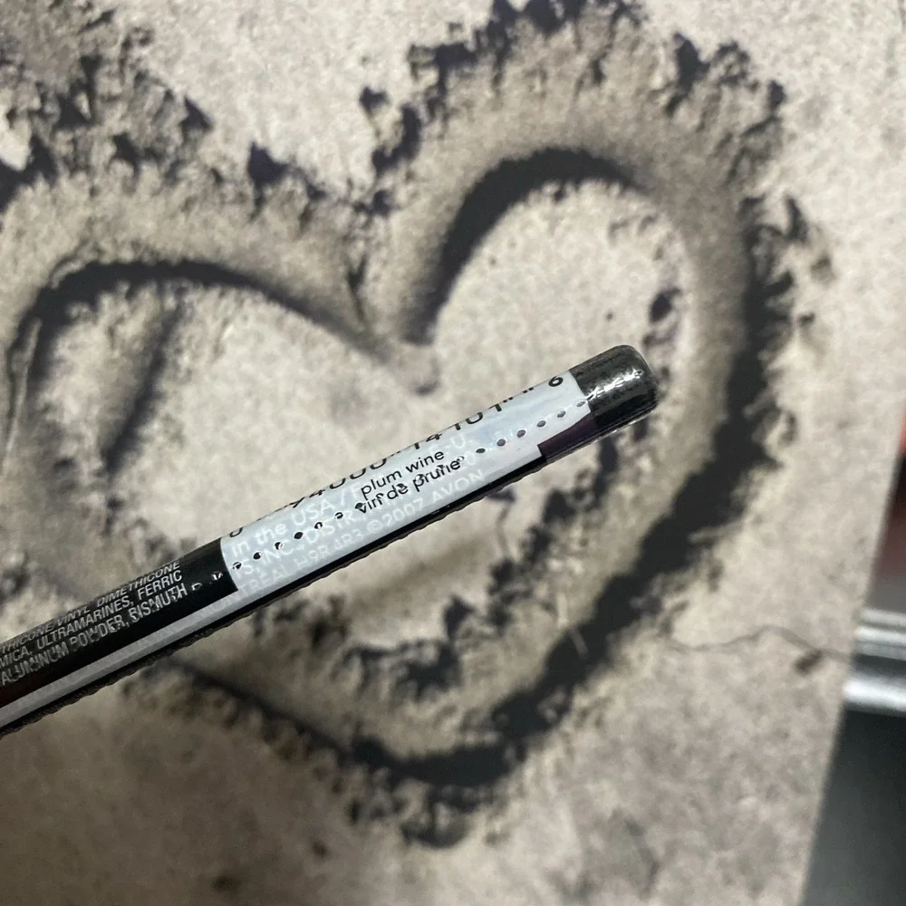 Avon Glimmersticks Waterproof Eye Liner Plum Wine Eyeliner‎